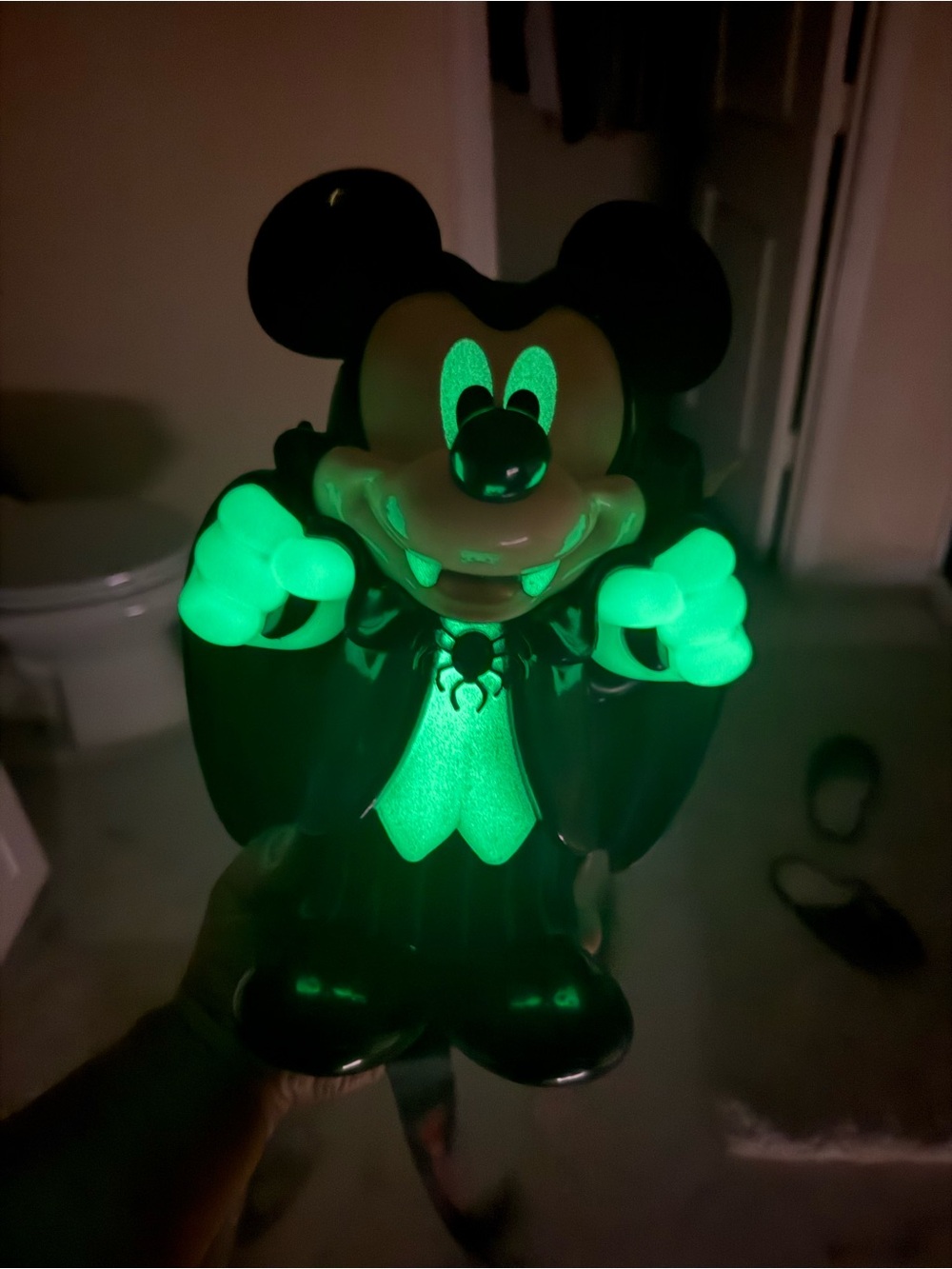 Disney Parks Glow in the Dark Mickey Mouse Vampire Popcorn Bucket Halloween EUC